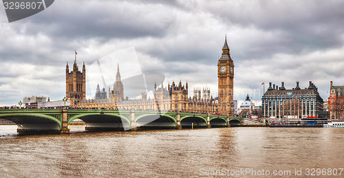 Image of London with the Clock Tower and Houses of Parliament