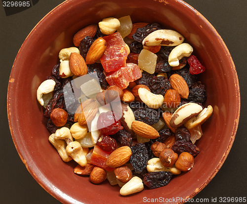 Image of Nuts and dried fruits