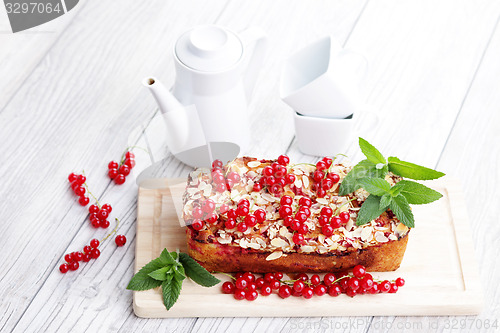 Image of red currants pie