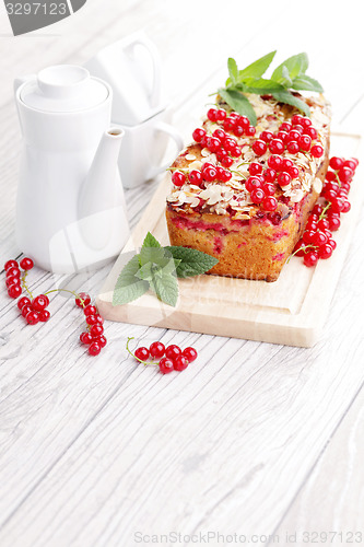 Image of red currants pie