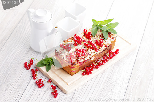 Image of red currants pie