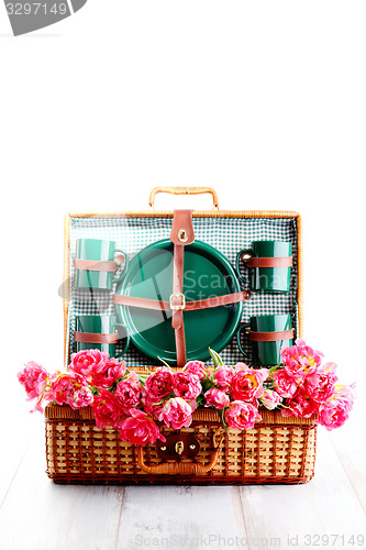 Image of picnic basket