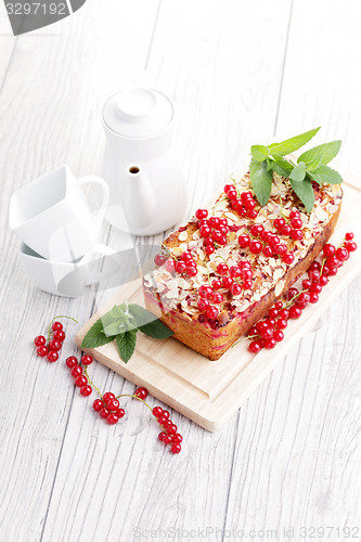 Image of red currants pie