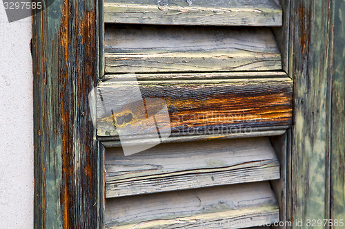 Image of window  varese palaces  abstract      wood   blind the concrete 