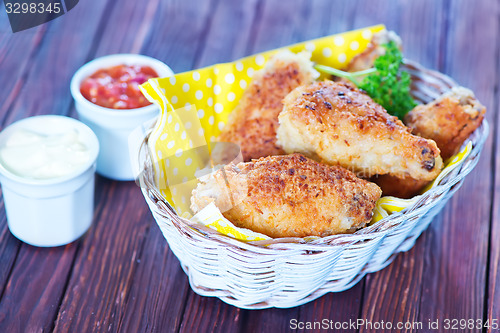 Image of fried chicken wings