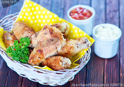 Image of fried chicken wings