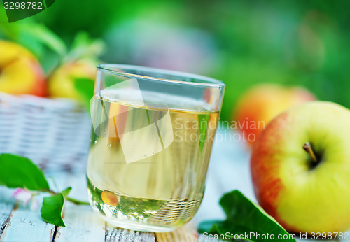 Image of apple juice