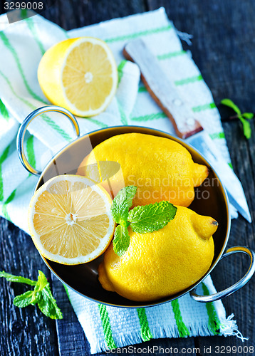 Image of lemons