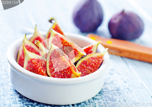 Image of fresh figs