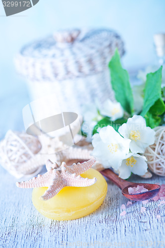 Image of sea salt and soap 