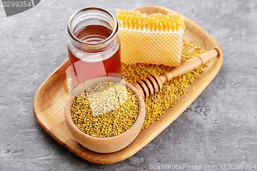 Image of bee pollen