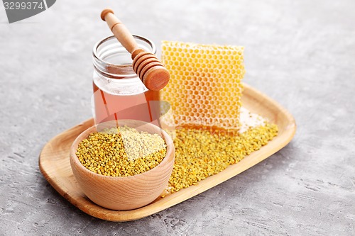 Image of bee pollen