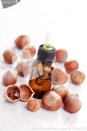 Image of hazelnut essential oil