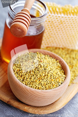 Image of bee pollen