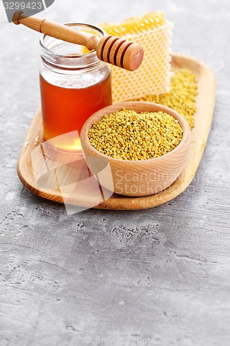 Image of bee pollen