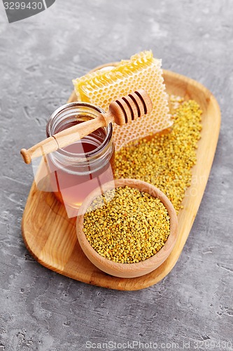 Image of bee pollen