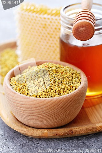 Image of bee pollen