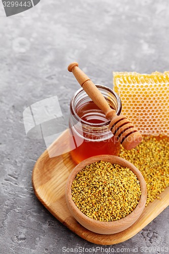 Image of bee pollen