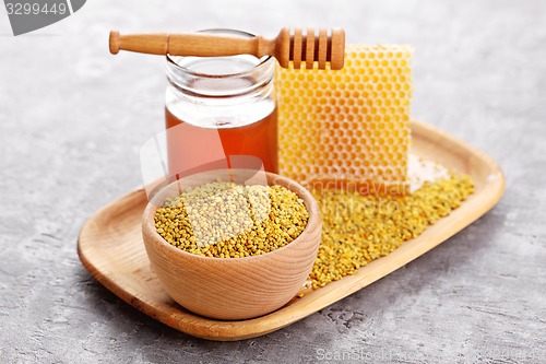 Image of bee pollen