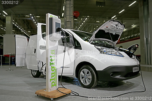 Image of Nissan Electric Van e-nv200 Electric Van Charging Battery