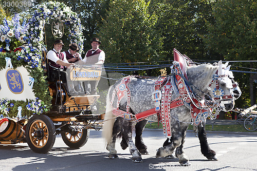 Image of Oktoberfest horses pulling carriage