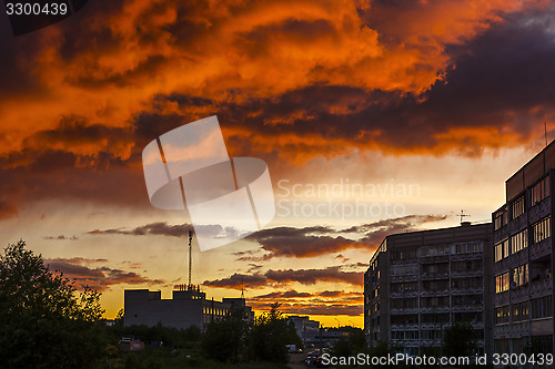 Image of Gloomy sky over city