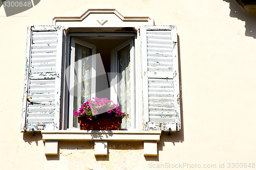 Image of red terrace europe  italy  lombardy       in  the milano old   w