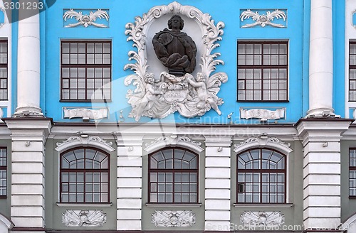 Image of Facade with bas-relief.