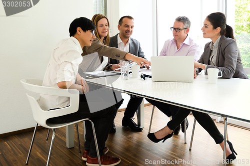 Image of business meeting in a cozy environment