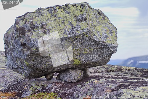 Image of seita stone  in the polar North close up