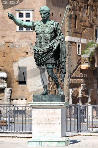 Image of Statue CAESAR Augustus PATRIAE PATER, Rome, Italy