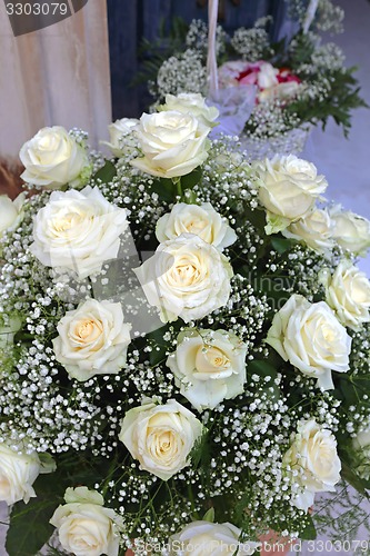 Image of White Wedding Roses
