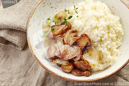 Image of risotto with wild mushrooms