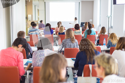 Image of Lecture at university.