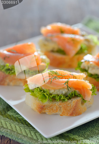 Image of eggplant salad with smoked salmon