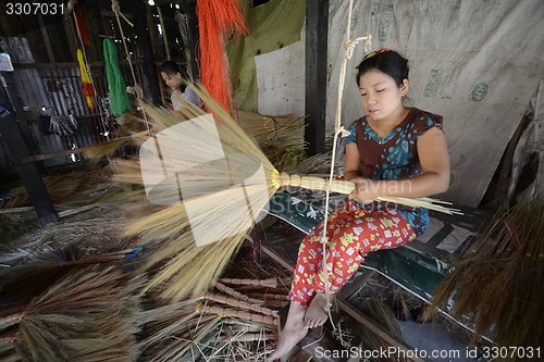 Image of ASIA MYANMAR MYEIK BRUSH PRODUCTION