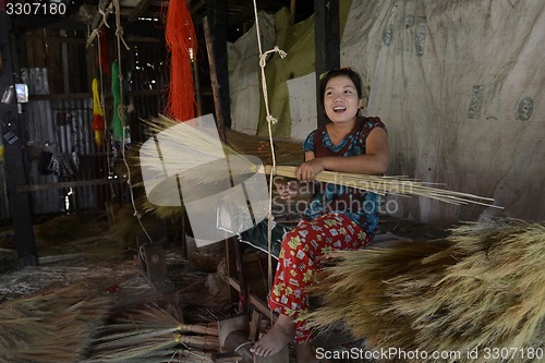 Image of ASIA MYANMAR MYEIK BRUSH PRODUCTION