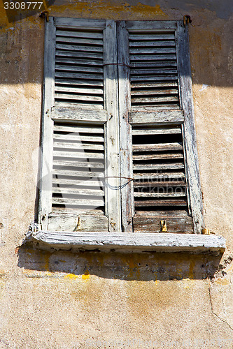 Image of lonate ceppino varese italy abstract  window      wood venetian 