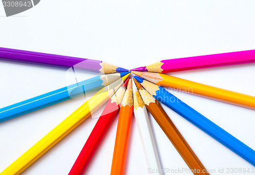 Image of colored pencils