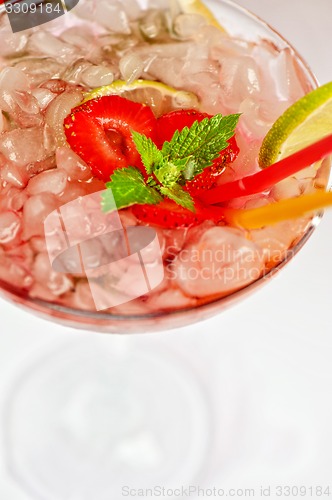 Image of Strawberry mohito cocktail