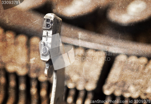 Image of B hammer - old manual typewriter - warm filter