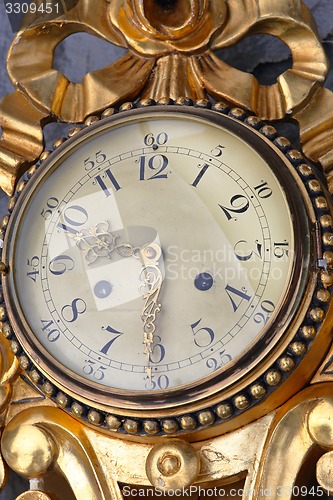 Image of Golden clock