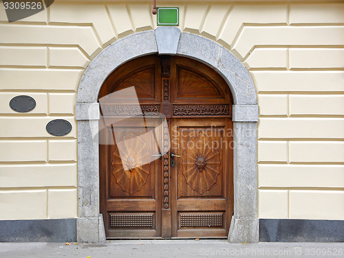 Image of Arch door