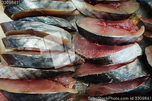 Image of Fish slices sell in market