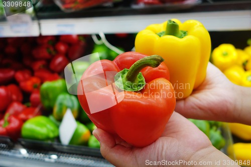 Image of Green and red bell peppers