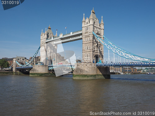 Image of Tower Bridge in London