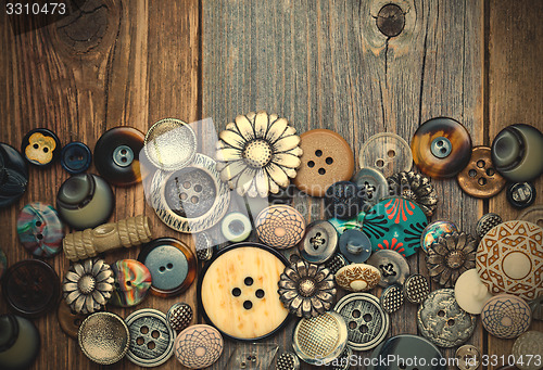 Image of set of old buttons