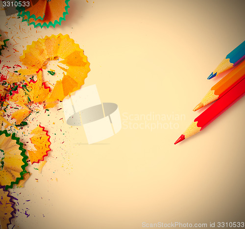 Image of colored pencils