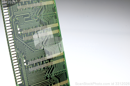 Image of Ram memory seen from below.