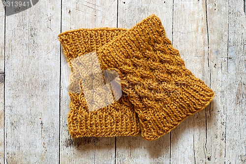 Image of knitted wood legwarmers 